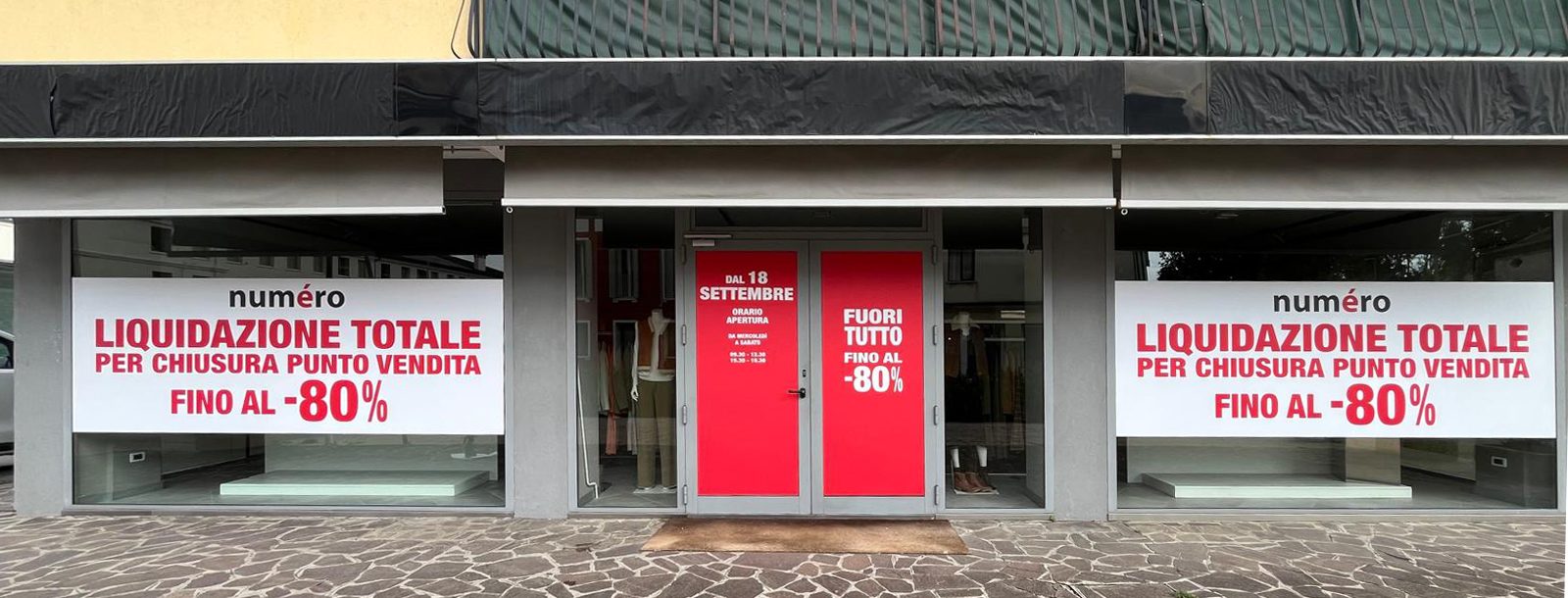 Adesivi e insegne 10