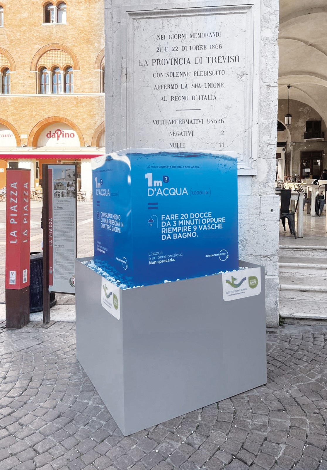 Totem ed espositori 4